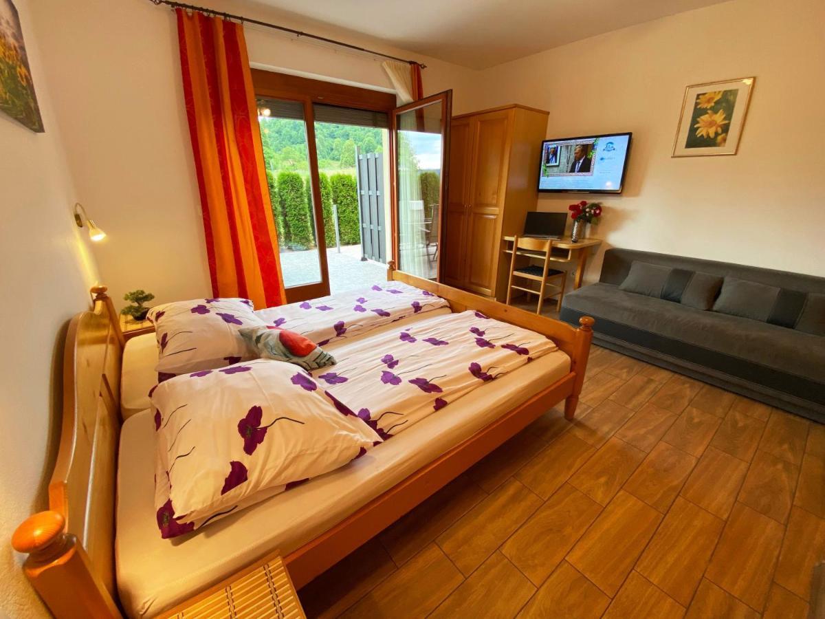 Guesthouse Mesec Zaplana Връхника Екстериор снимка