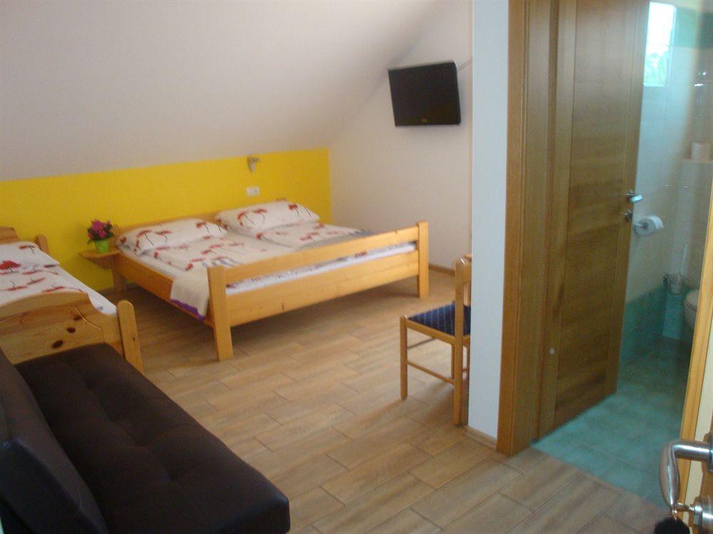 Guesthouse Mesec Zaplana Връхника Екстериор снимка