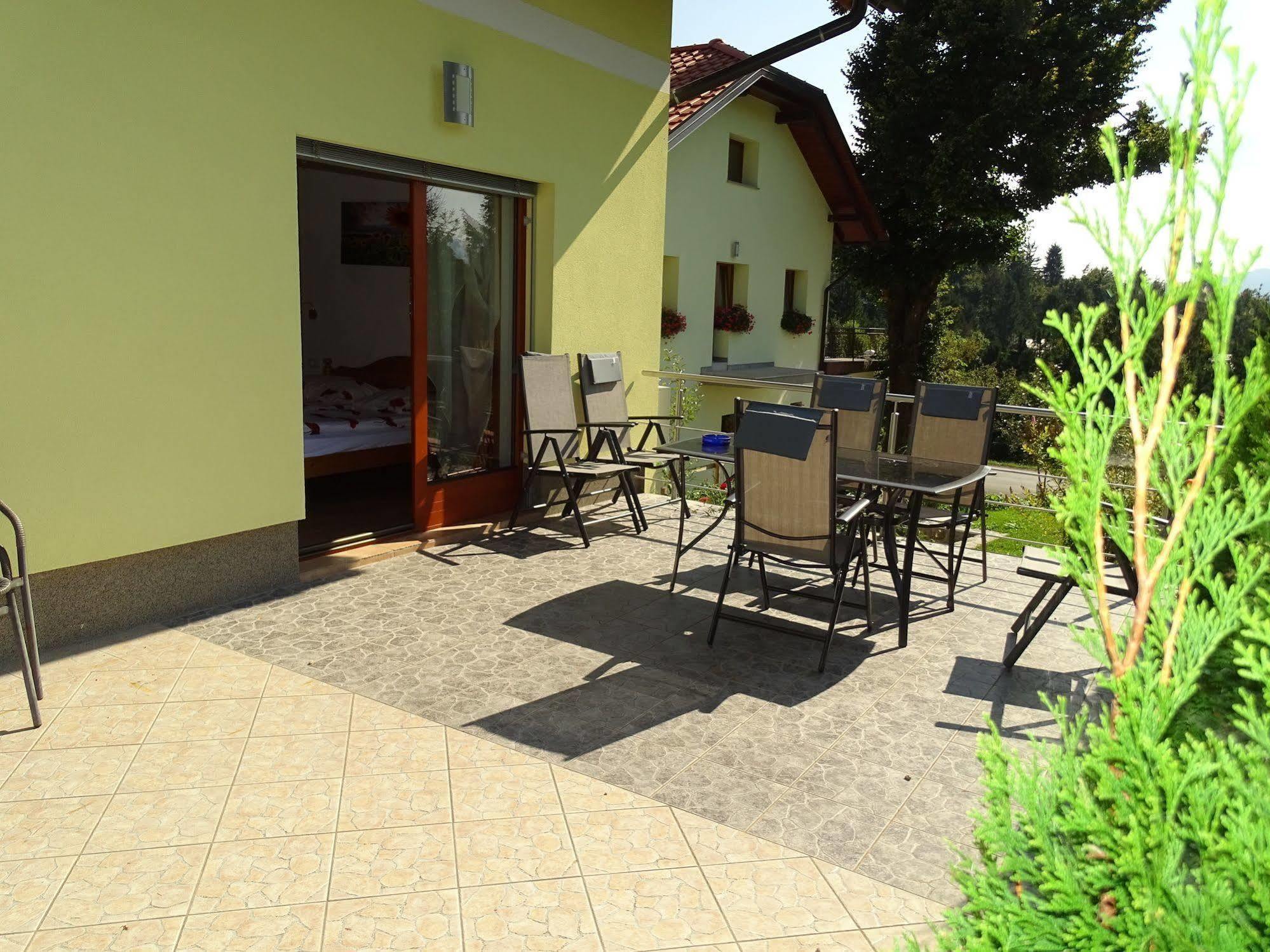Guesthouse Mesec Zaplana Връхника Екстериор снимка