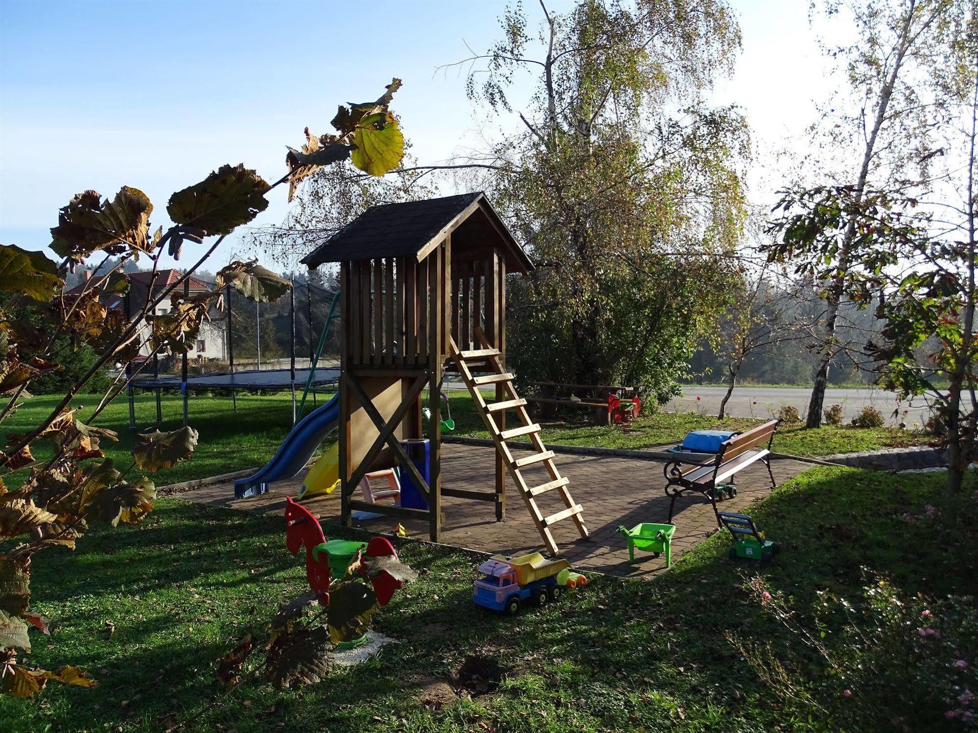 Guesthouse Mesec Zaplana Връхника Екстериор снимка